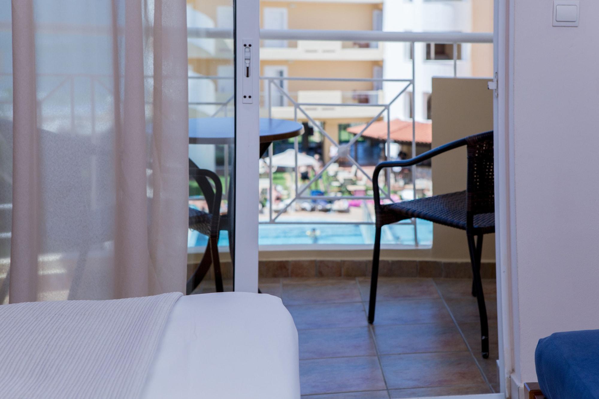 Sunny Bay Hotel Kíssamos Dış mekan fotoğraf