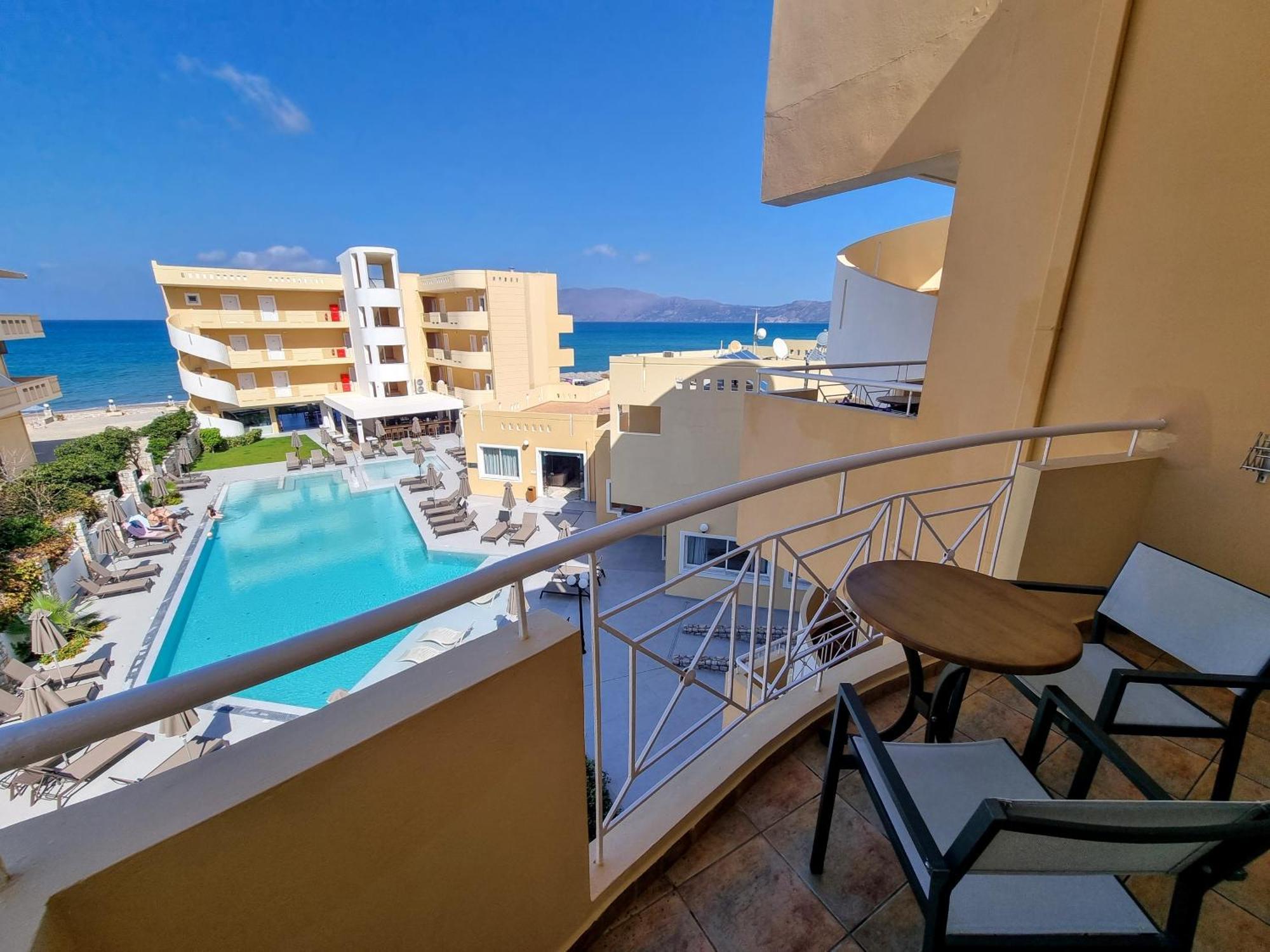 Sunny Bay Hotel Kíssamos Dış mekan fotoğraf